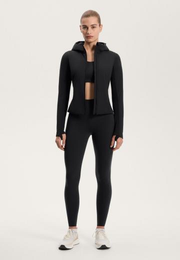 Спортивная куртка