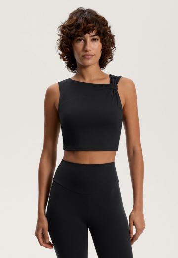 Спортивный топ