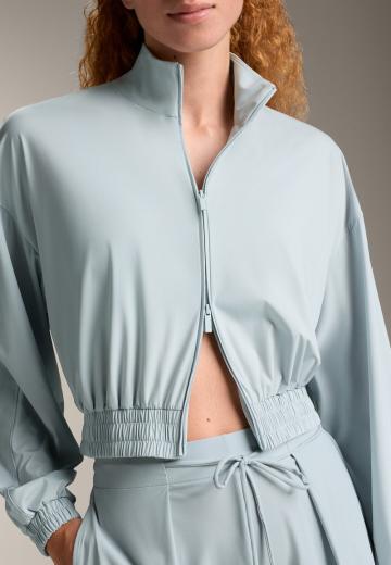 Спортивная куртка