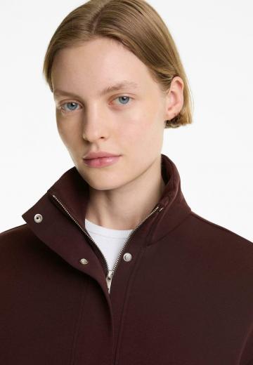 Спортивная куртка