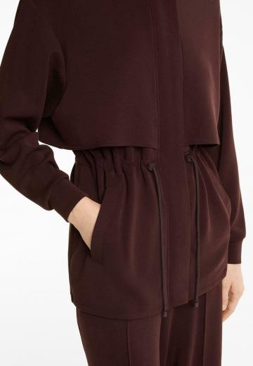 Спортивная куртка