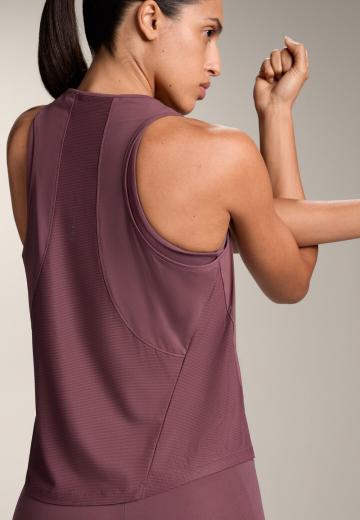 Спортивный топ