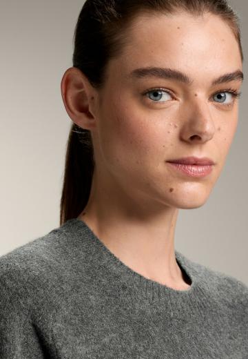 Длинный пуловер