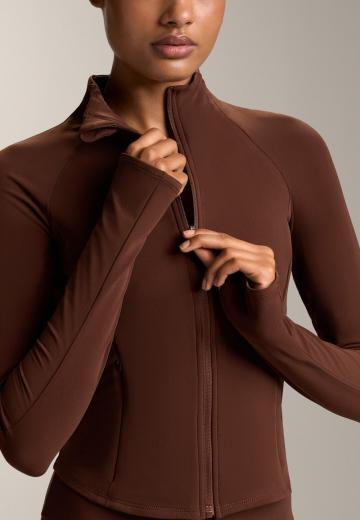 Спортивная куртка