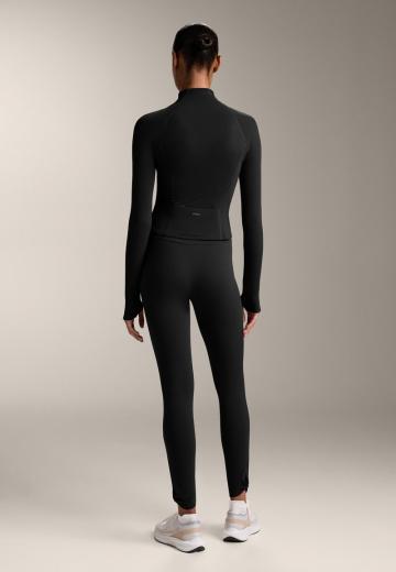 Спортивная куртка