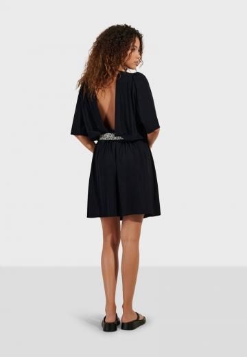 Короткое платье