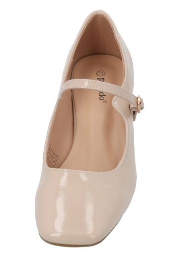 Туфли с ремешком