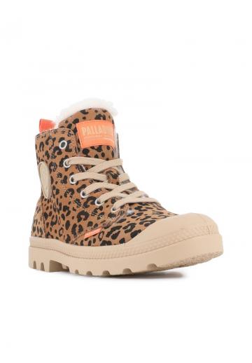 Ботинки на шнуровке