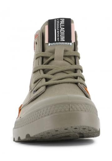 Ботинки на шнуровке