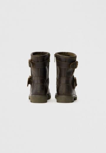 Зимние ботинки