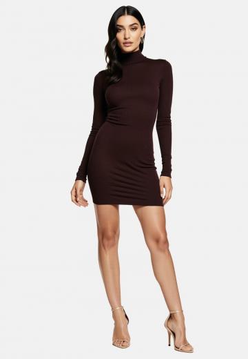 Платье футляр