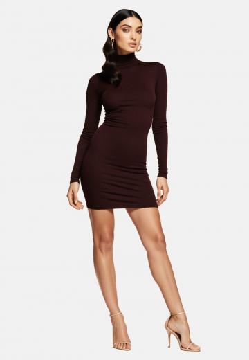 Платье футляр