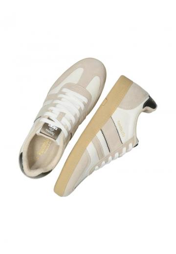 Тренировочные кроссовки