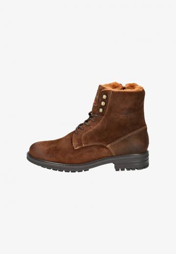 Зимние ботинки