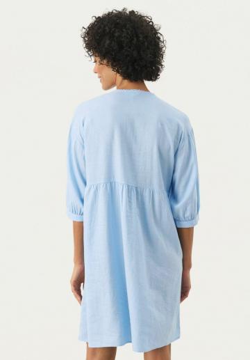 Короткое платье