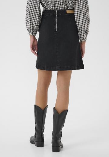 Юбка с накладными карманами