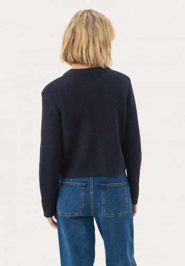 Вязаная кофта