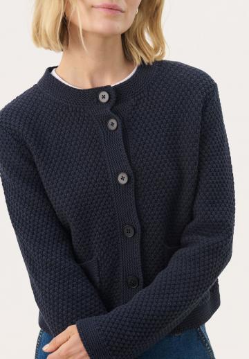Вязаная кофта