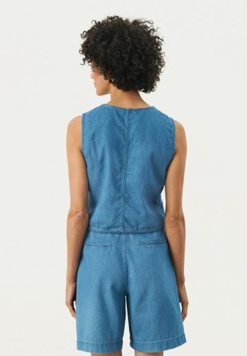 Джинсовая жилетка