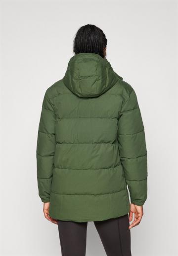 Спортивная куртка