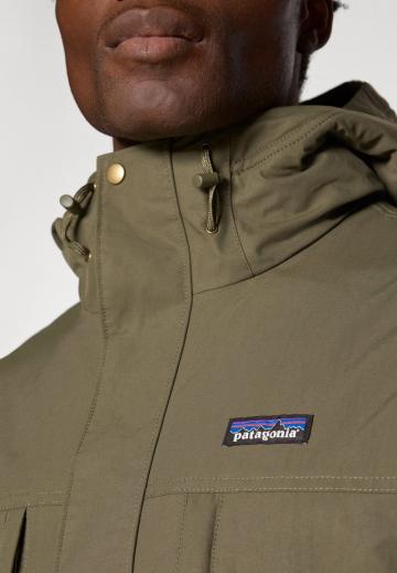 Зимняя куртка