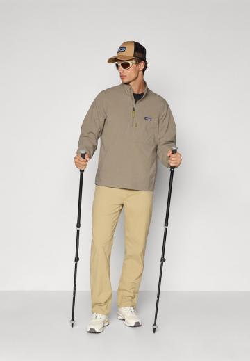 Куртка-дождевик