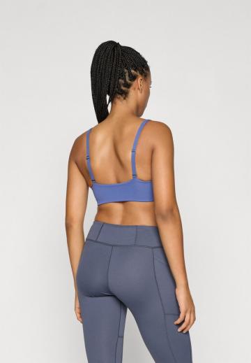 Спортивный бюстгальтер
