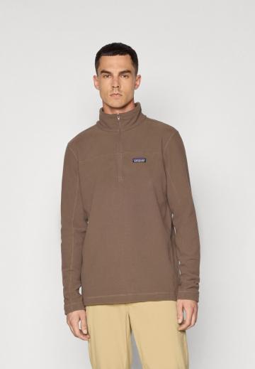 Спортивная кофта