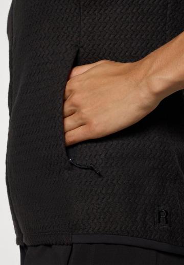 Спортивный жилет