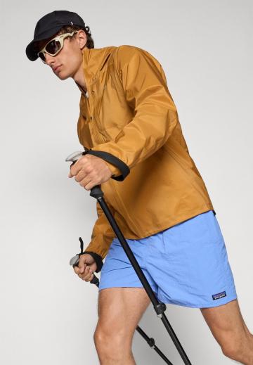 Куртка-дождевик