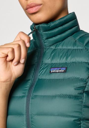 Пуховой жилет