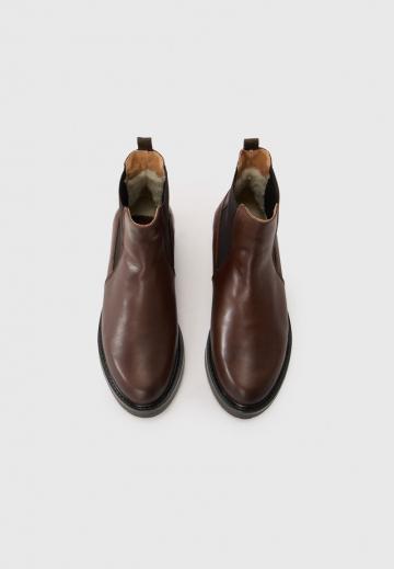 Ботинки челси