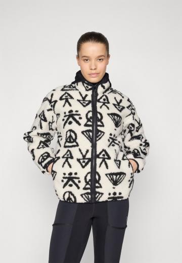 Флисовая куртка