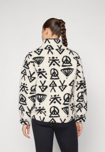 Флисовая куртка