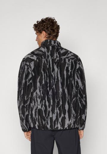 Флисовая куртка