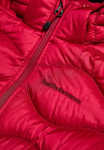 Спортивная куртка