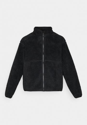 Флисовая куртка