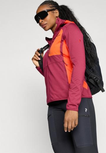 Спортивная толстовка