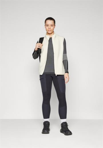 Спортивный жилет