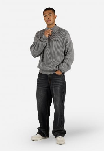 Свободные джинсы