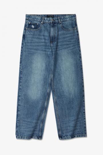 Свободные джинсы