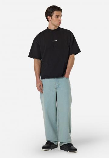 Свободные джинсы