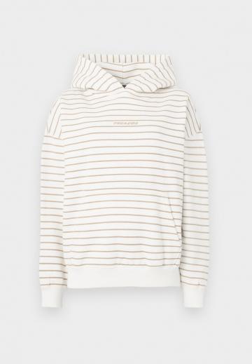 Пуловер с капюшоном