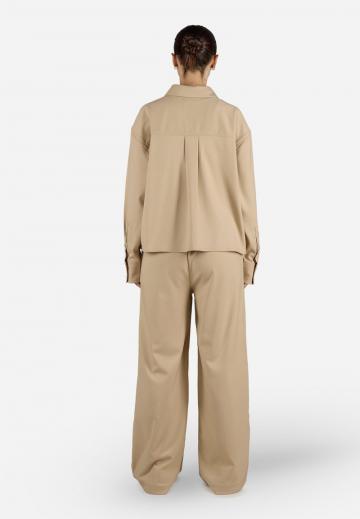 Куртка с накладнымит карманами