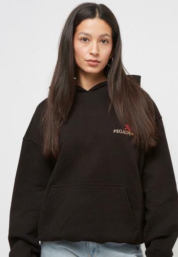 Пуловер с капюшоном