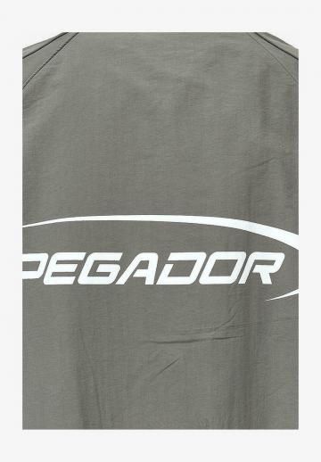 Спортивная куртка