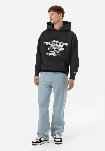 Свободные джинсы