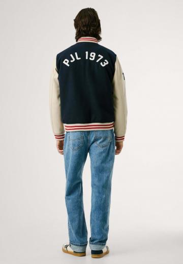 Куртка бомбер