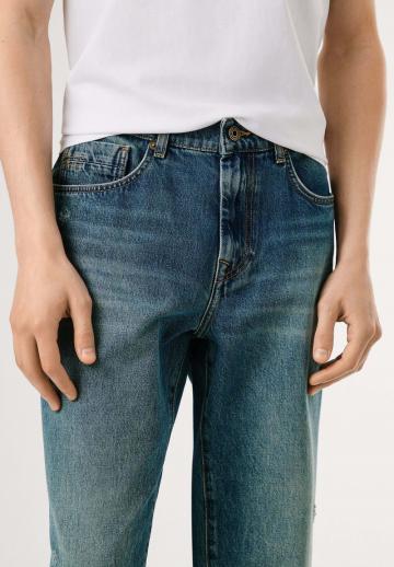 Прямые джинсы