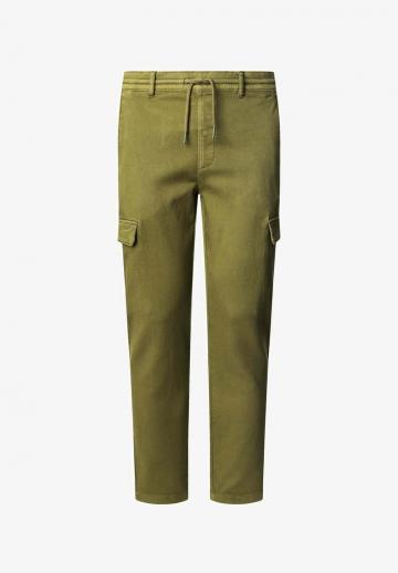 Брюки с накладными карманами